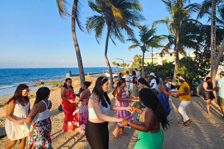 San Juan : Cours de salsa au coucher du soleil sur la plage