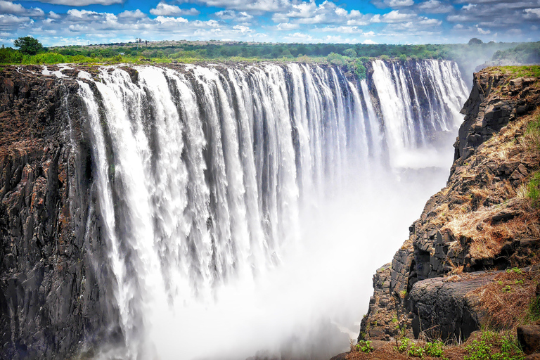 TOUR GUIDATO DELLE CASCATE VITTORIA DAL LATO DELLO ZAMBIA