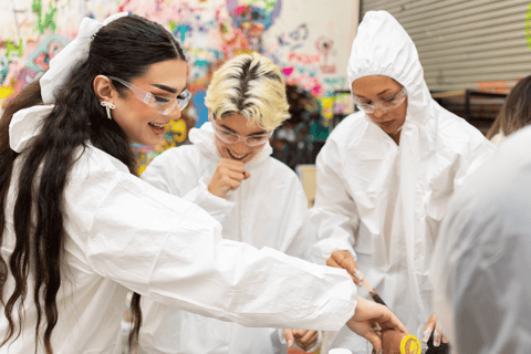 Chicago: Corporate Team Building Art Experience Art Shot