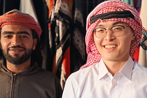 Wadi Rum: Hiking Tour with Watching the stars Bedouin Camp Hiking Tour 4hours