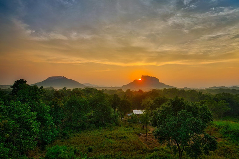 From Colombo: Sigiriya Rock Sunrise Climb with Dambulla …