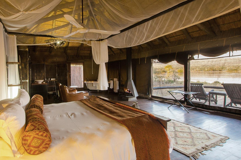 Mid-High end 5 Day all-inclusive Kruger & Pano Tour from JHB