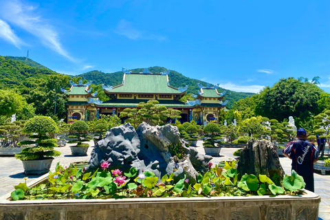 Da Nang: Sunrise Electric Motorbike Tour with Breakfast Join-in Tour: German Guide