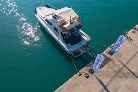 Au départ de Lefkimmi : Croisière en yacht de luxe vers Sivota et la lagune bleue