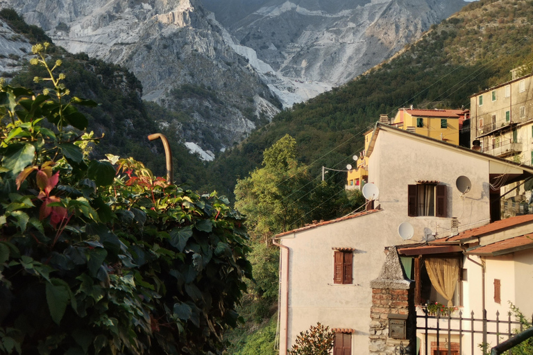 Carrara Marble-Day-Tour - diversão, música e degustação de alimentosCARRARA-Marble &amp; Music - Traslado de La Spezia incluído