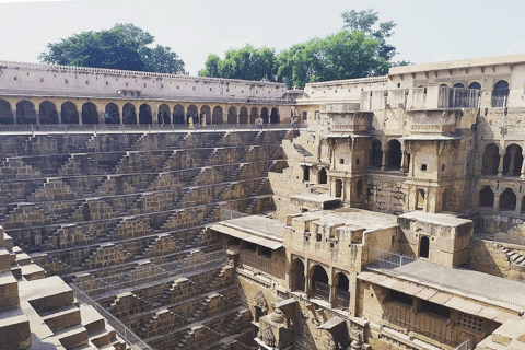 Jaipur: Chand Baori & Bhangarh Fort Private tour