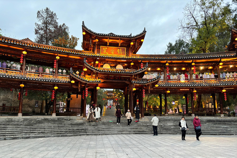 Zhangjiajie: Miao Village, Red Stone Forest & Furong Tour