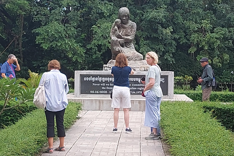 Phnom Penh: Private Guided Sightseeing Day Tour