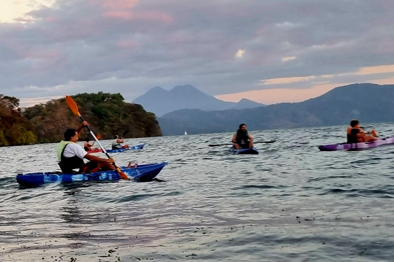Ilopango: Weekendowa wycieczka kajakiem po jeziorze Ilopango