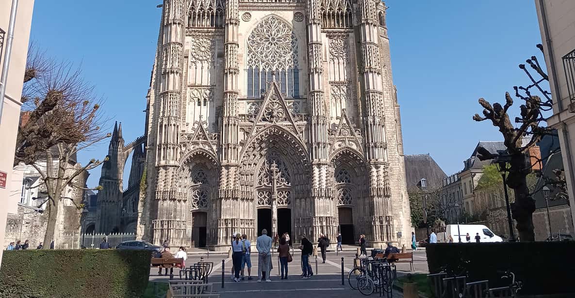 Afbeelding 1 van Een raadselachtige rondleiding door de stad Tours