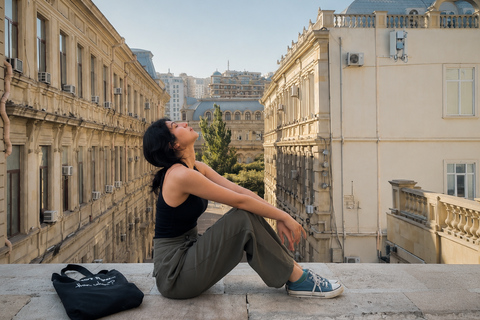 Baku: Private Photo Tour – Old City & Skyline