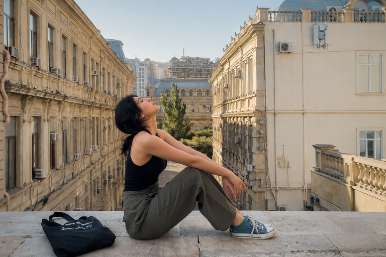 Baku: Private Photo Tour – Old City & Skyline