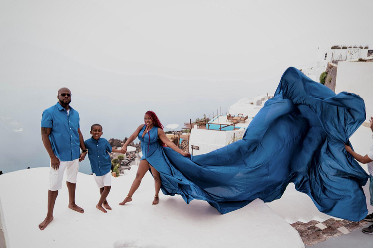 Santorini: Sesión de fotos privada con vestido volador30 minutos - Sesión de fotos con vestido volador