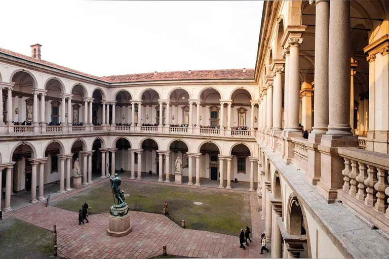 Audioguided Visit of the city of Milan and Brera entrance