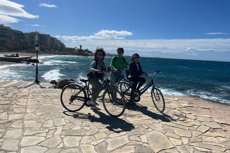 Avventura in bicicletta sulla spiaggia: Tour di Atene con sosta per il bagno