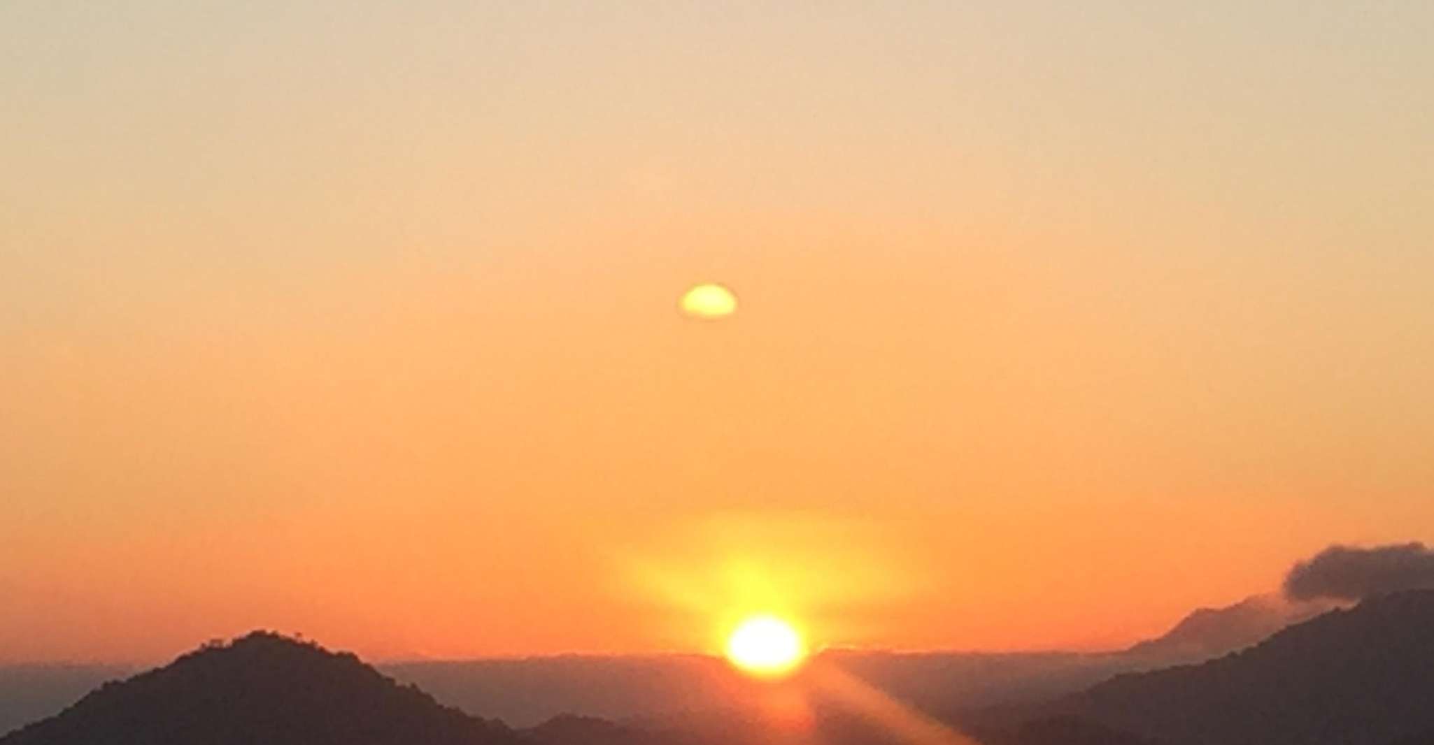 Munduk Sunrise Traditional Village of Pedawa and Hotspring - Hizvo
