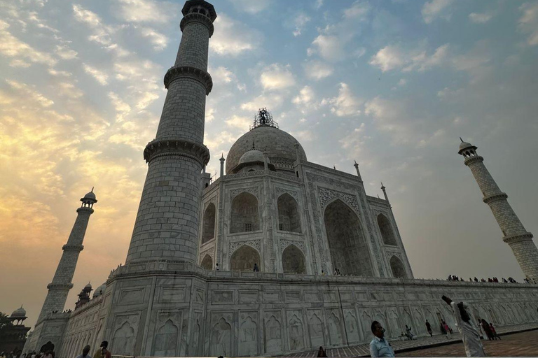 06 Days Golden Triangle Tour with Ranthambore Safari