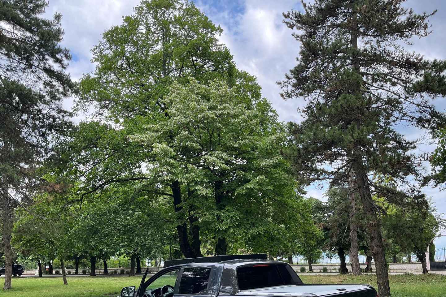 Sarande: Blue Eye mit traditionellem Essen und Weinprobe