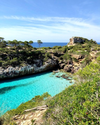 Visit Mallorca Des Moro, Salmunia and Llombards Day Trip in Cala d'Or