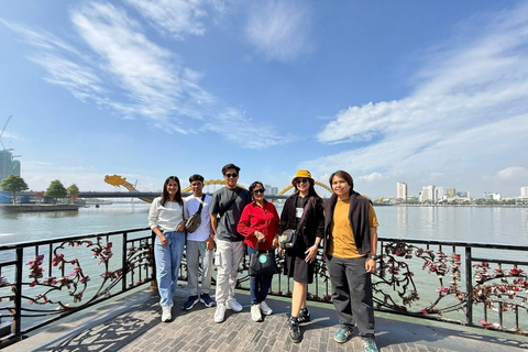 Da Nang: City Sightseeing Tour with Charming Da Nang Show