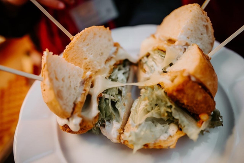 Prague: Old Town Fun Evening Food and Drink Tour Small Group Tour
