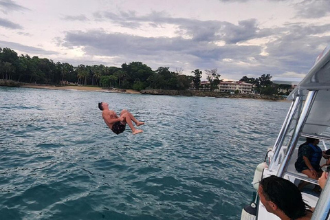 Puerto Plata: Catamaran Party Cruise, BBQ & Open Bar