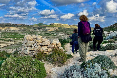 Gozo al Descubierto: Senderismo guiado en Gozo - El OesteGozo al Descubierto: Tour guiado de senderismo por el oeste de Gozo