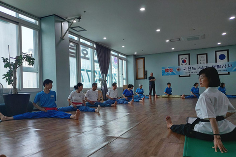 Seoul: Experience Traditional Korean Mind & Body Healing