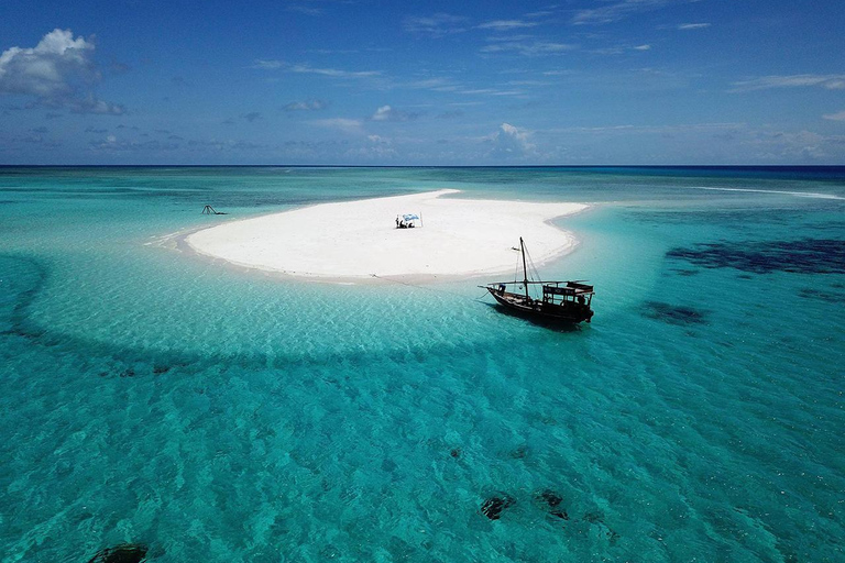 Mafia Island: Mange Sandbank Snorkeling Trip with BBQ