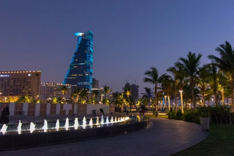 Jeddah: Layover Sightseeing Tour with Airport Pickup