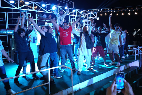 Panaji: Dinner Cruise met drankjes en live entertainment