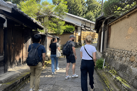Takayama Private Old Town & Hidden Streets Walk