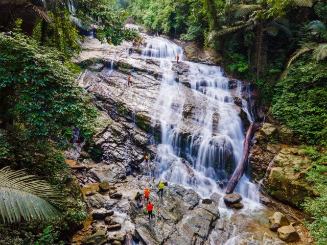 Visit Quang Binh Canyoning Duong Cam and Cong Troi Waterfall 2D1N in Quang Binh