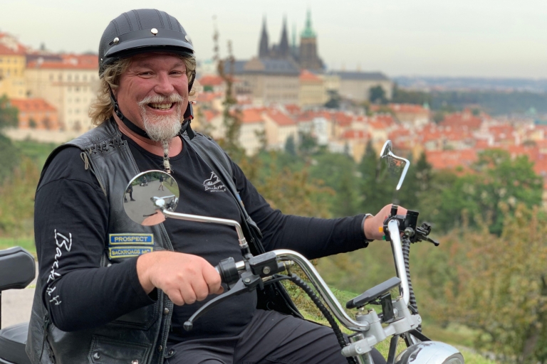 Praga: Electric Trike Private Tour z przewodnikiem1-godzinna wycieczka po mieście na wózku elektrycznym - jedna osoba na rower