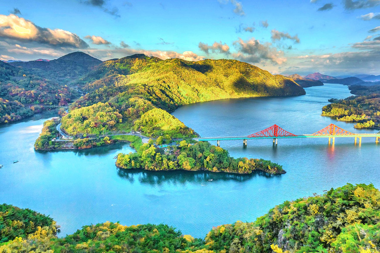 From Seoul: Scenic Lake Day Trip with Cable Car or Cruise Spring : Cable Car + Cherry Blossom Route