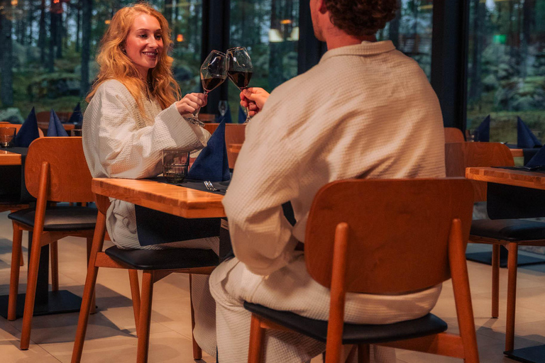 Bathrobe Spa Dinner: sauna, hot lagoon pool & Nordic dinner Summer:Arctic spa with Bathrobe Dinner