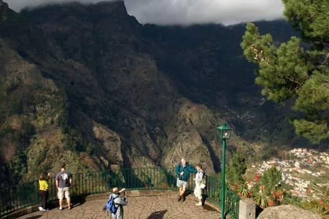 Madeira: Nuns Valley and Câmara de Lobos Half-Day Tour