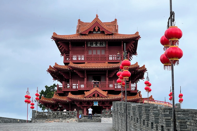 From Guangzhou: Zhaoqing Culture Trip with Lunch & Boat Ride