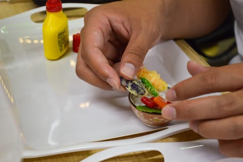 Tokyo: Realistic Fake Food Rice Bowl Crafting in Asakusa