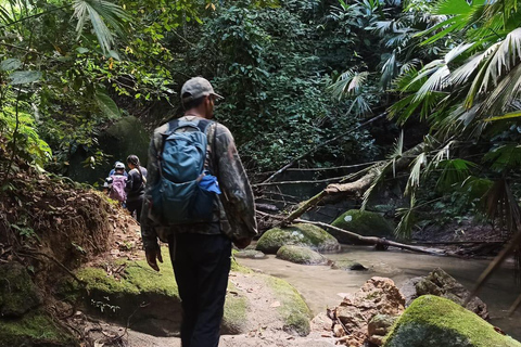 Santa Marta: Bunkuany Hike with Lunch & Guide