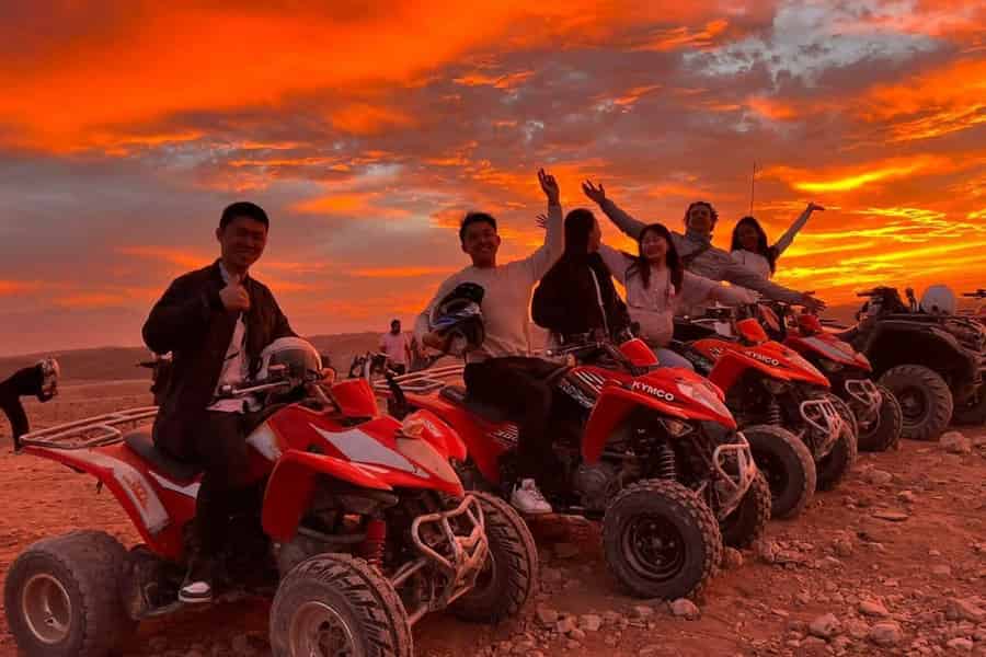 Marrakesch, erkunde die Palmenhainwüste mit dem Quad. Foto: GetYourGuide Marrakesch, erkunde die Palmenhainwüste mit dem Quad. Foto: GetYourGuide