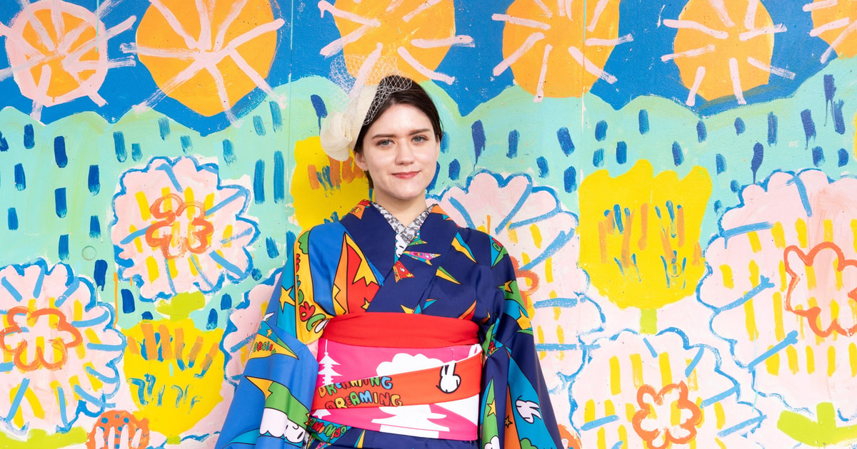 ART KIMONO dressing experience 2h | GetYourGuide