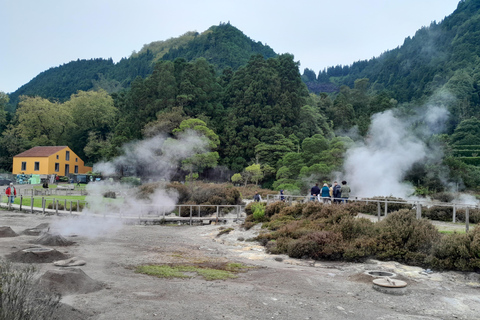 Ponta Delgada: Landausflug Sete Cidades &amp; Vulkan FurnasLandausflug: São Miguel Insel Tour