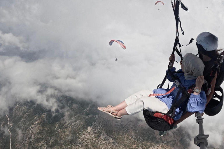 Fethiye: Female Pilot, Babadağ, Oludeniz Paragliding, Transfer