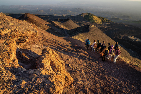 Catania: Etna Sunset Tour (vinterutgåva Start kl. 11.30)