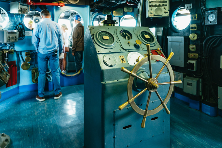 USS Midway Museum: ticket met voorrangstoegangToegangsticket USS Midway Museum