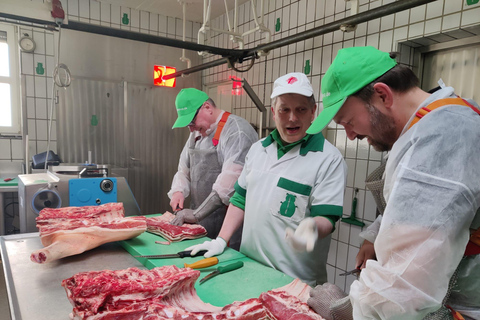 Nuremberg: Cooking class & bratwurst workshop - from pig to 5-course menu Nuremberg: Cooking Class & Bratwurst Workshop - From Pig to 5-Course Menu