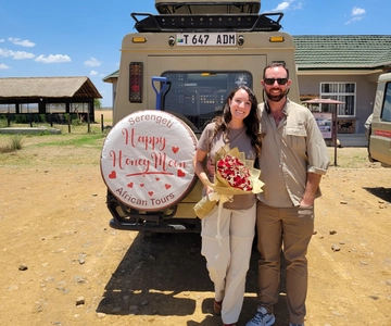 Arusha: 4-Day Tanzania Honeymoon Safari with Balloon Ride