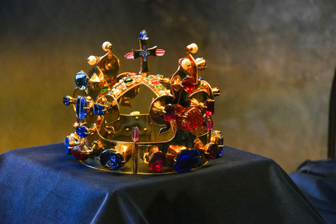 Prague Castle Interiors Tour: Small Group w/ Entry Tickets