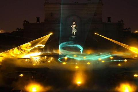 Delhi: Evening at Akshardham With Light Show &amp; Local DinnerAkshardham Water &amp; Light Show With Car + Guide
